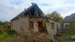 Оккупанты беспощадно обстреливают Запорожскую область: разрушены дома, ранены мирные жители, – ФОТО