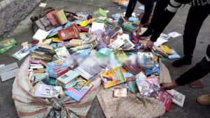 В Энергодаре оккупанты изымают школьные учебники по истории