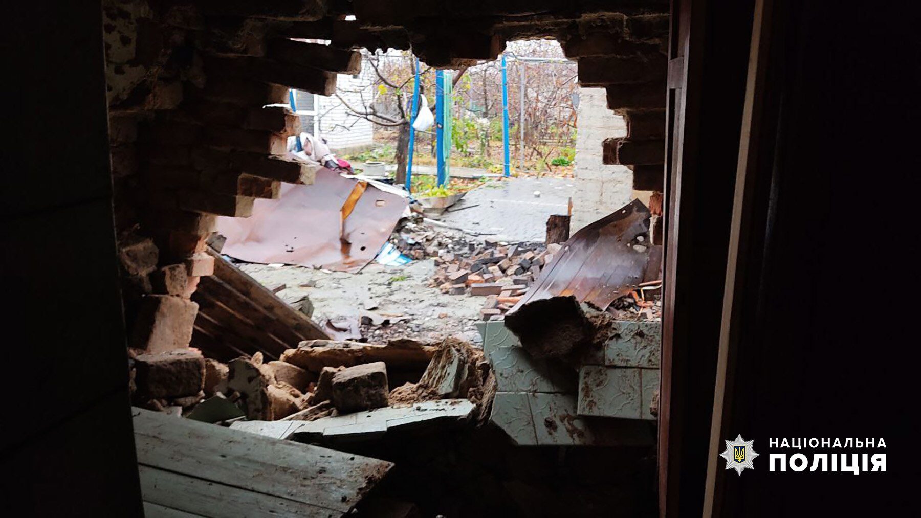 Российские террористы продолжают беспощадно разрушать дома жителей Запорожской области, – ФОТО