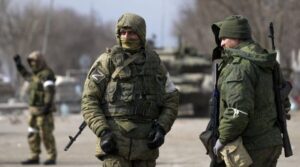 Враг усилил проверки на оккупированной части Запорожской области: на блокпостах ищут партизан и дезертиров