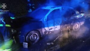 У Запоріжжі під час руху спалахнув легковик Renault, – ФОТО 