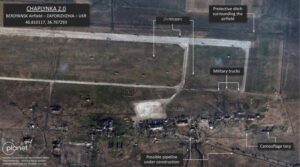 Росіяни будують нову авіабазу на покинутому аеродромі в Бердянську