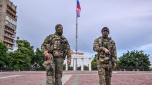 Окупанти створили військові штаби у «націоналізованих» будівлях Запорізької області