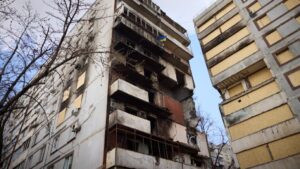 В Запорожье может частично обрушиться дом, поврежденный ракетным ударом: необходим демонтаж конструкций, – ФОТО