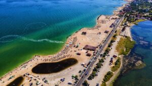Окупанти виставили на продаж ділянку біля моря з нерестовищем у Запорізькій області 