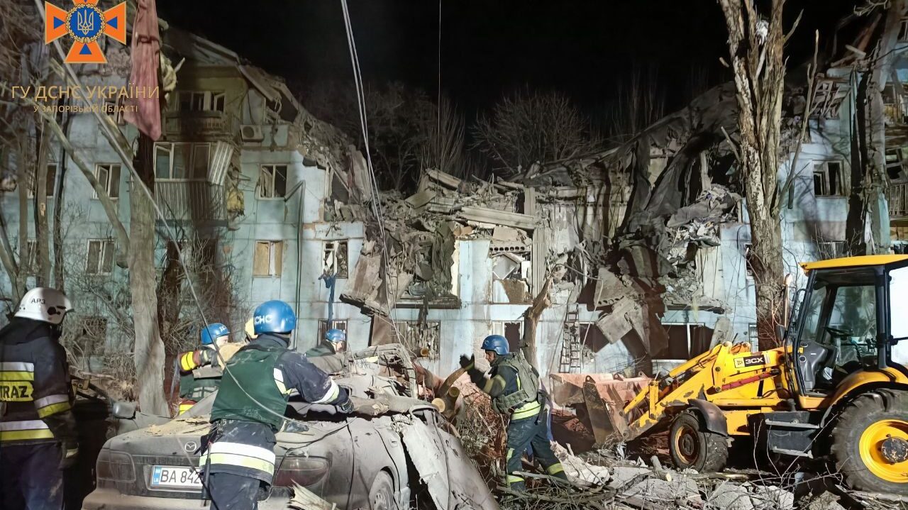 Фонд Ріната Ахметова готовий надати допомогу жителям Запоріжжя, які постраждали внаслідок ракетного удару 2 березня