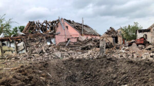 Враг нанес авиационные удары по жилым кварталам Запорожской области, — ФОТО