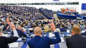 Европарламент поддержал резолюцию с требованием прекратить преследование подростков из Бердянска