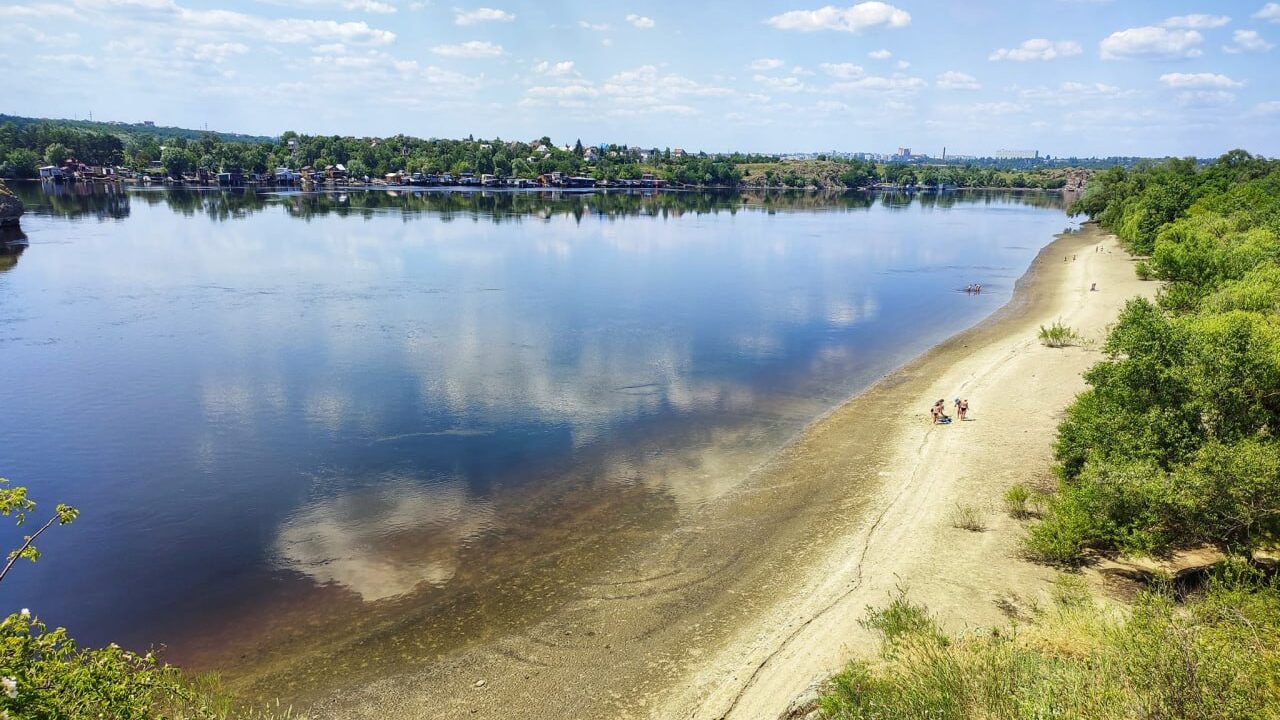 Екоцид на Каховському водосховищі: зниження рівня води у Запорізькій області може привести до загибелі риби та порушення природного балансу 