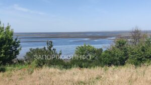 «До середины водохранилища уже можно дойти пешком»: глава Запорожской ОВА рассказал о масштабах последствий уничтожения Каховского моря