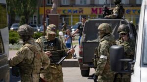 15 суток ареста за проукраинский контент: в Бердянске враг усиливает фильтрацию