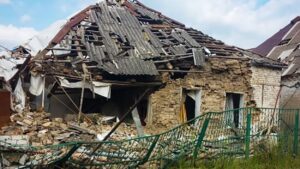 Ракетами «Іскандер» та «Х-35» ворог завдав удари по Запорізькій області: пошкоджено будинки, загинули люди, — ФОТО