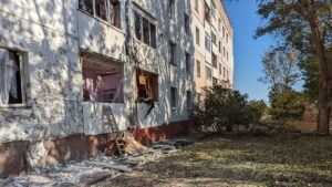 Одна людина загинула, інша — у важкому стані: наслідки ворожих обстрілів по Запорізькій  області 