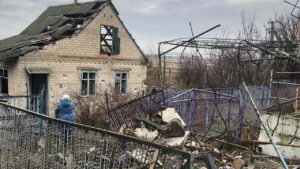 Разрушены дома людей: враг обстрелял Запорожскую область