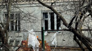 В результате вражеских обстрелов Запорожской области повреждены дома людей