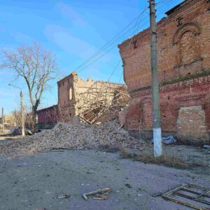 Ночью в Гуляйполе от российского удара было разрушено историческое здание мельницы, — ФОТО