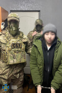 СБУ задержала студентку, которая корректировала ракетные удары по Запорожью, — ФОТО