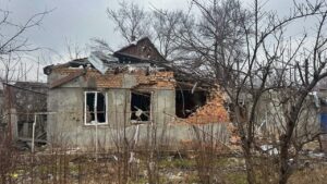 Били по частным и многоквартирным домам: правоохранители показали последствия вражеских обстрелов Запорожской области