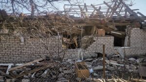 Зруйновані будинки та знищене майно: ворог завдав сотні ударів по Запорізькій області, — ФОТО