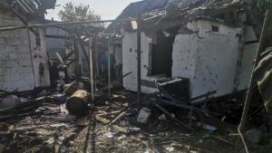 Обстрелами повреждены дома людей: правоохранители показали последствия вражеских ударов по Запорожской области, — ФОТО