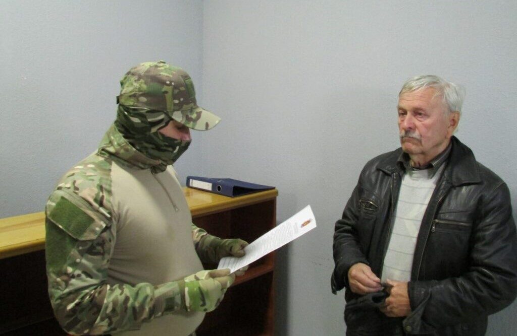  74-річний священник став першим, кого вигнали з окупації після проведення фейкового голосування