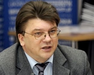 Над реконструкцией ДС «Юность» теперь будет думать и министр молодежи и спорта
