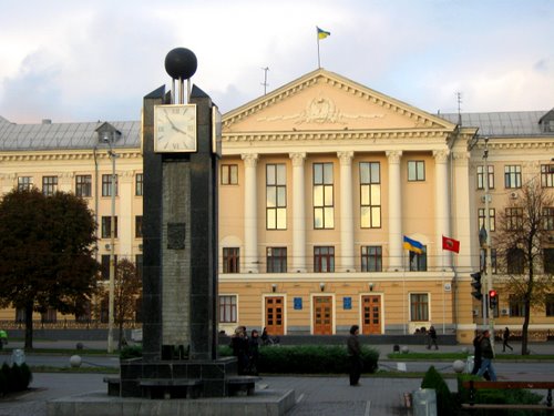 Власти Запорожья задумались над патриотическим воспитанием горожан