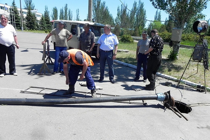 Самардак послал подчиненных на курорт ликвидировать аварию