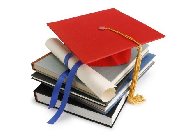 Абитуриентам из зоны АТО разрешили подавать неполный пакет документов