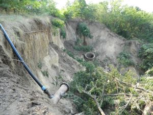 В Запорожье продолжается ликвидация масштабной аварии на коллекторе