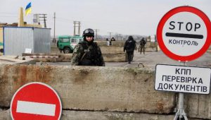 Бердянским пограничникам на границе с Крымом помогают общественники