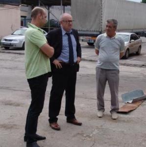 В Запорожье для бойцов АТО мастерят мобильные банные комплексы