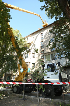 Для мелитопольских коммунальщиков купили 28-метровую автовышку за 2,5 млн грн