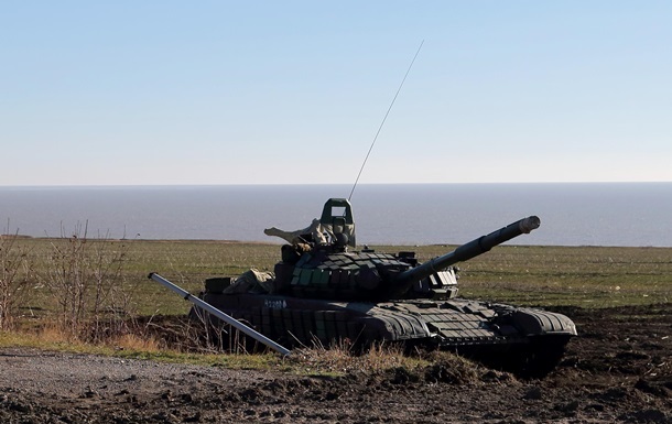 В ЛНР заявили об отводе техники на 10 утра