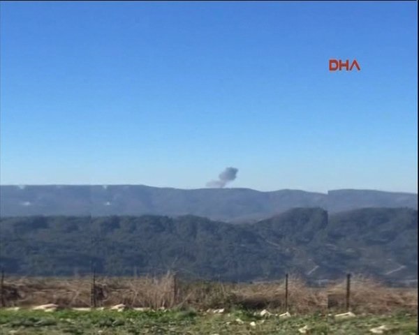 В Сирии разбился неизвестный военный самолет