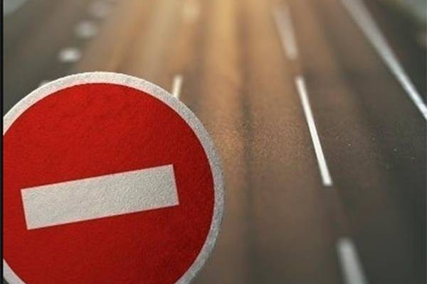 Закрыто движение на дороге Запорожье-Мариуполь