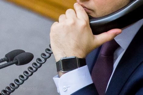 Цифра дня: 200 – столько налогоплательщиков позвонило в антикоррупционный сервис ГФС