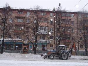 В Запорожье водителей просят не оставлять автомобили на обочинах дорог