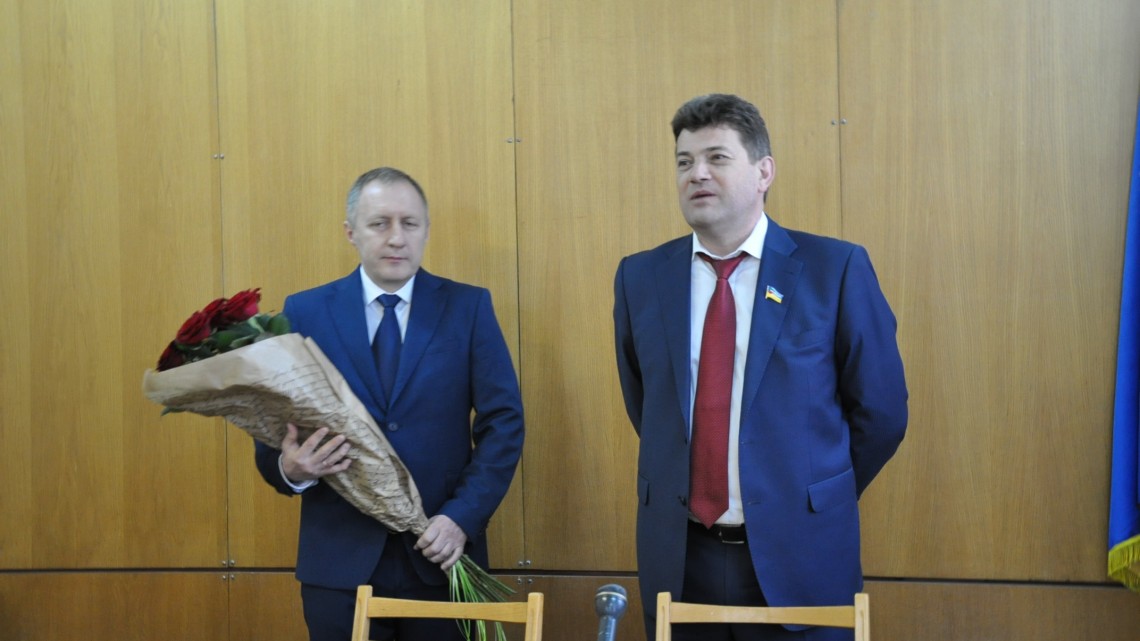 Мэр пообещал жестко спрашивать с нового главы района
