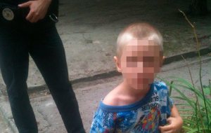 В Запорожье пьяный дедушка потерял 3-летнего внука