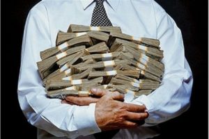 Скромненько: В Запорожье депутаты горсовета в 2,5 раза увеличили свои фонды
