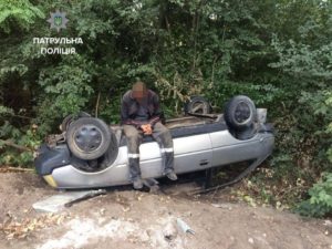 В Шевченковском районе Запорожья перевернулась «легковушка»