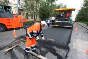 В Запорожье на ремонт дороги выделили 2 миллиона гривен