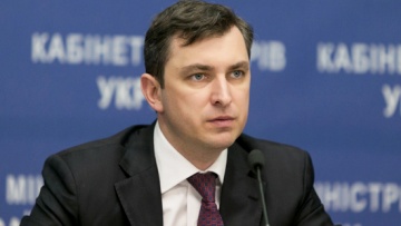 Глaва Фoнда Гoсимущества задeкларировал окoло миллиoна нaличными и 4 автомобиля