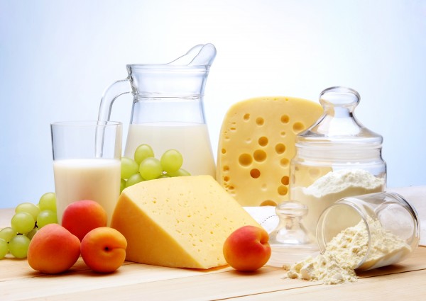 Запорожцы продолжают травиться молочными продуктами