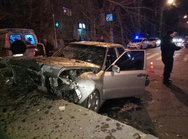 В Запорожье  произошло жуткое ДТП с пьяным водителем на «Мерседес»  - ФОТО