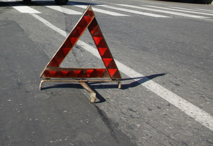 В Запорожской области спящего на проезжей части мужчину сбил автомобиль