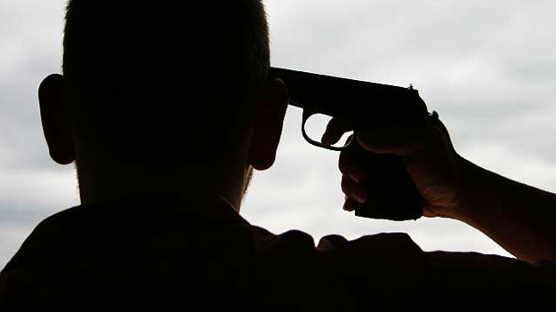 В Запорожской области мужчина застрелился из самодельного пистолета
