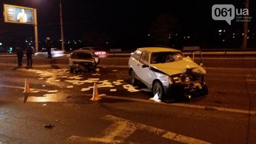 В Запорожье на дамбе произошло масштабное ДТП - ФОТО