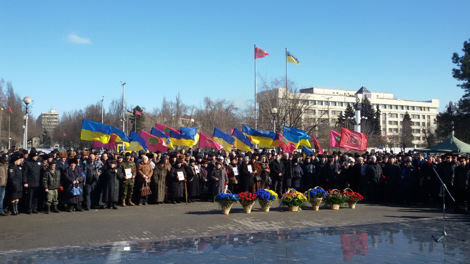 В Запорожье почтили память погибших воинов в Афганистане - ФОТО